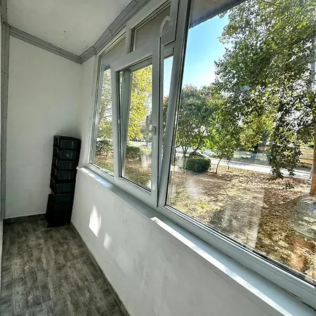 Flat * Varna